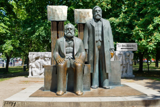 Marx und Engels Aborte in Berlin